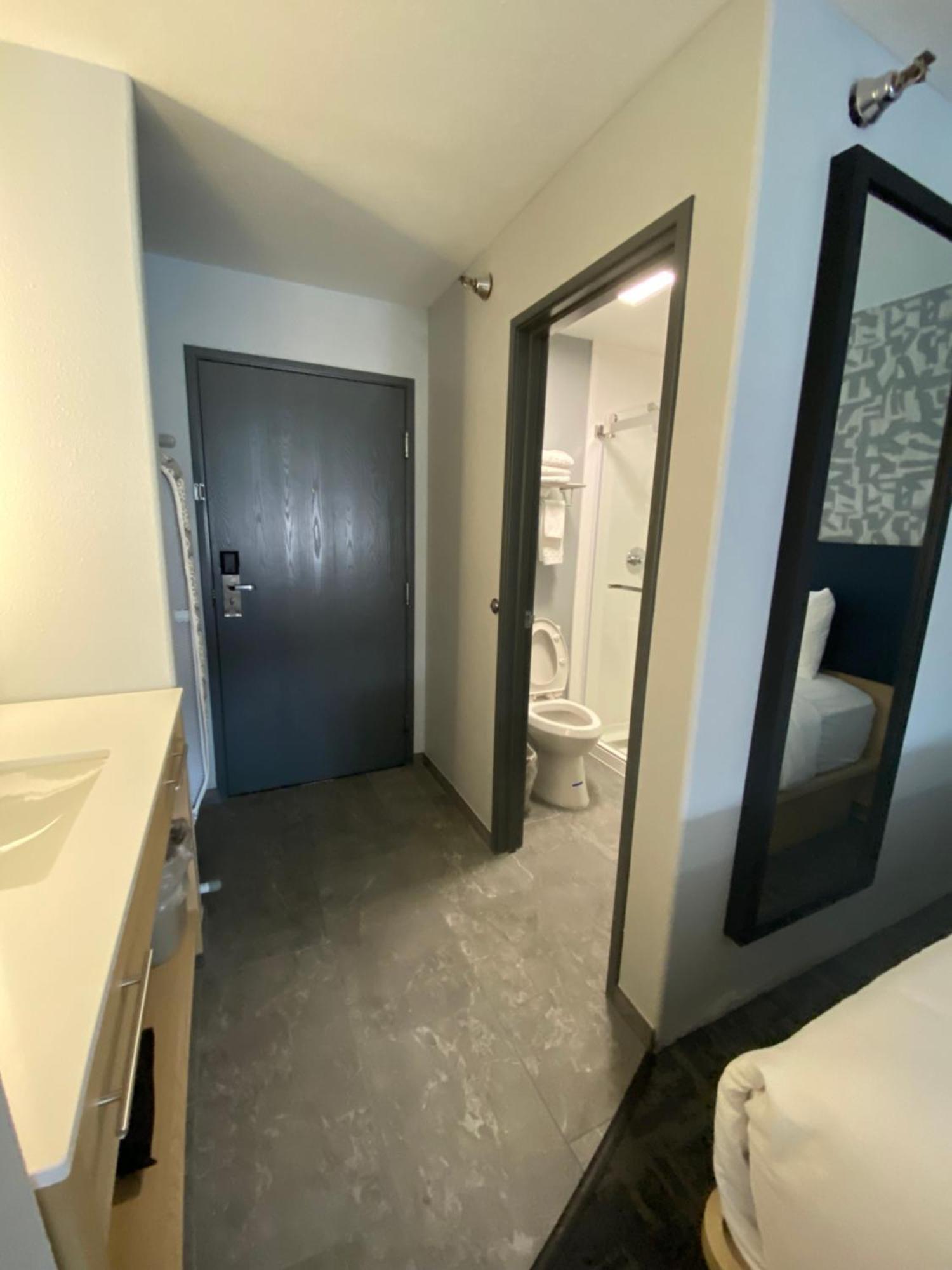 Best Western Montrose Inn Εξωτερικό φωτογραφία