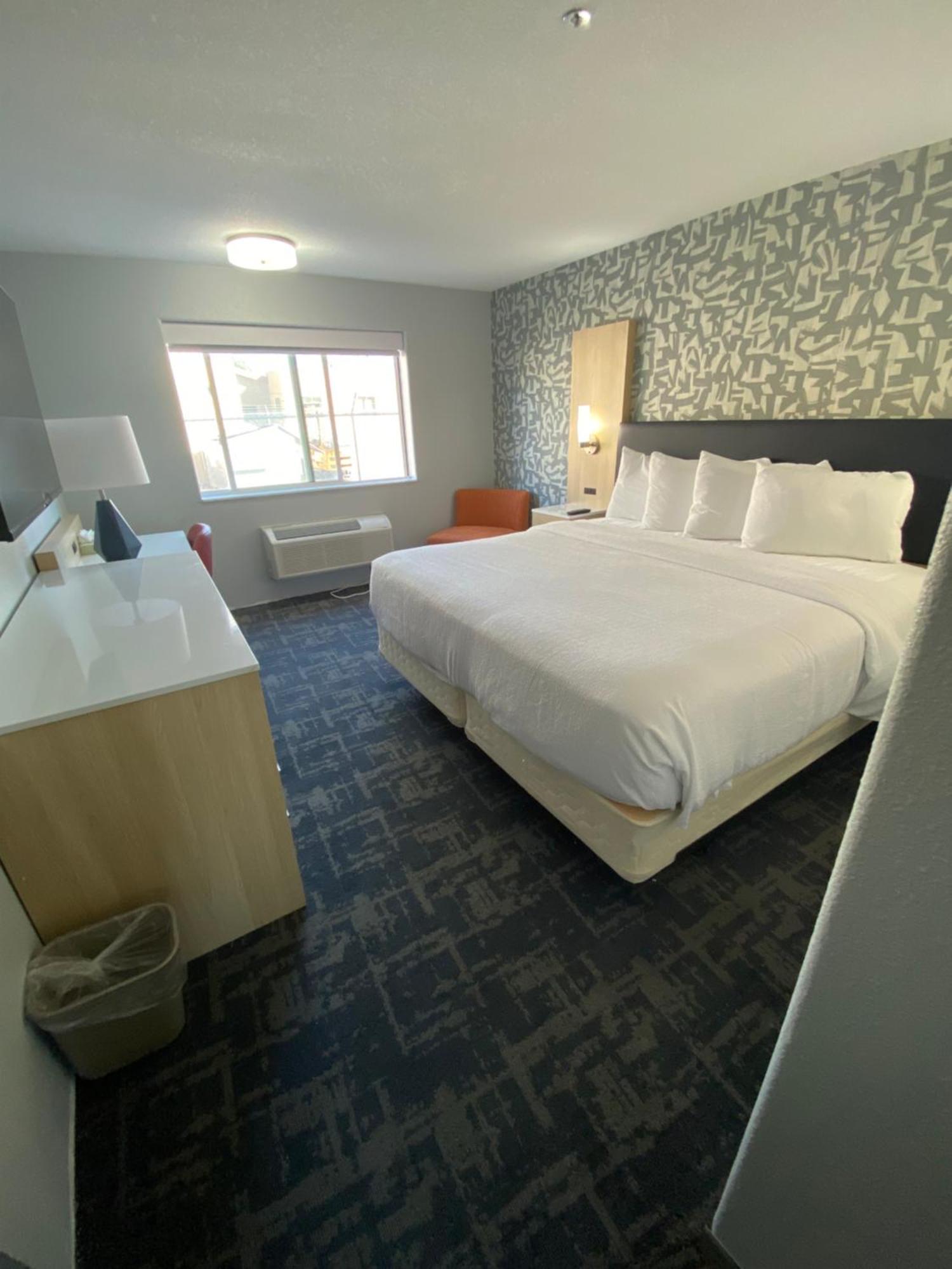 Best Western Montrose Inn Εξωτερικό φωτογραφία