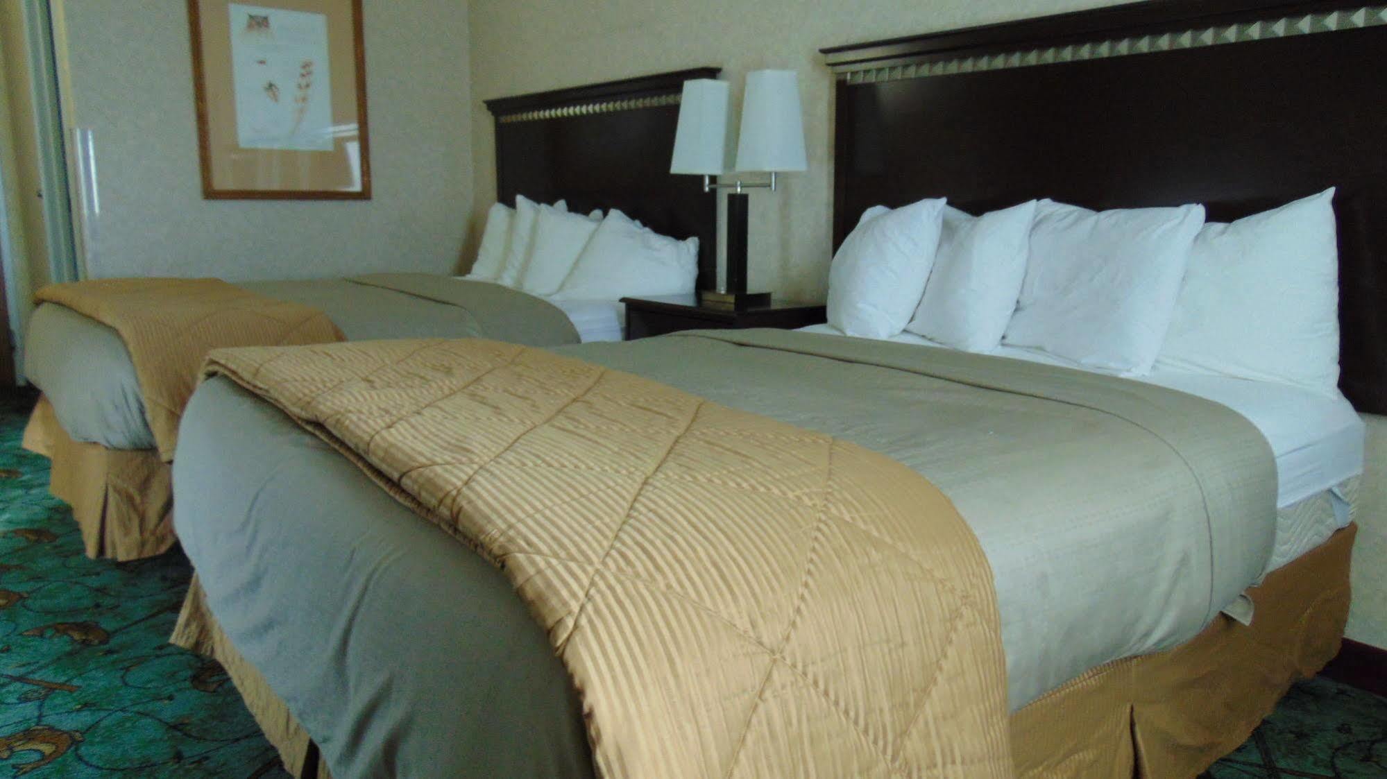 Best Western Montrose Inn Εξωτερικό φωτογραφία